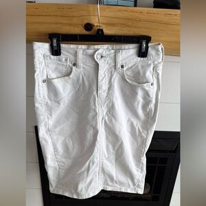 Levi's White Jean skirt women’s
